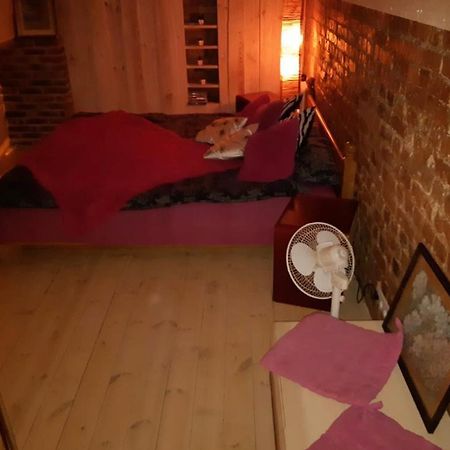 2 Story Studio Apartment Free Parking Included Рига Экстерьер фото